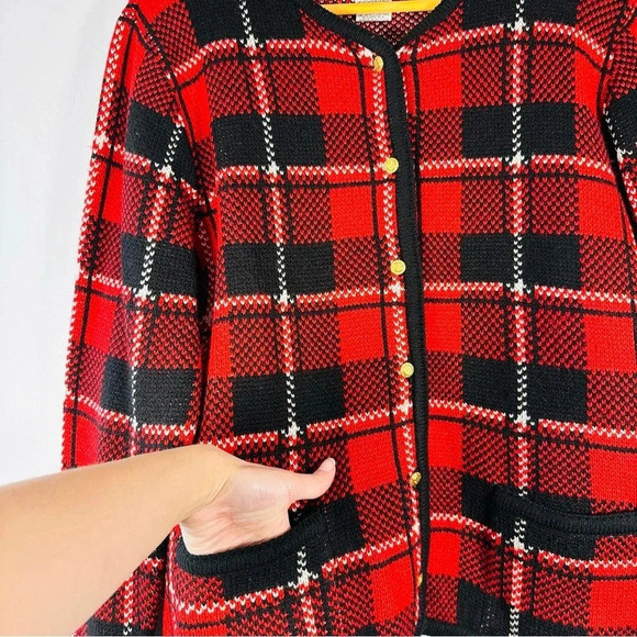 Vintage Liz Baker Plaid Red White Black Heavy Knit Cardigan Embellished Buttons - Picture 2 of 8